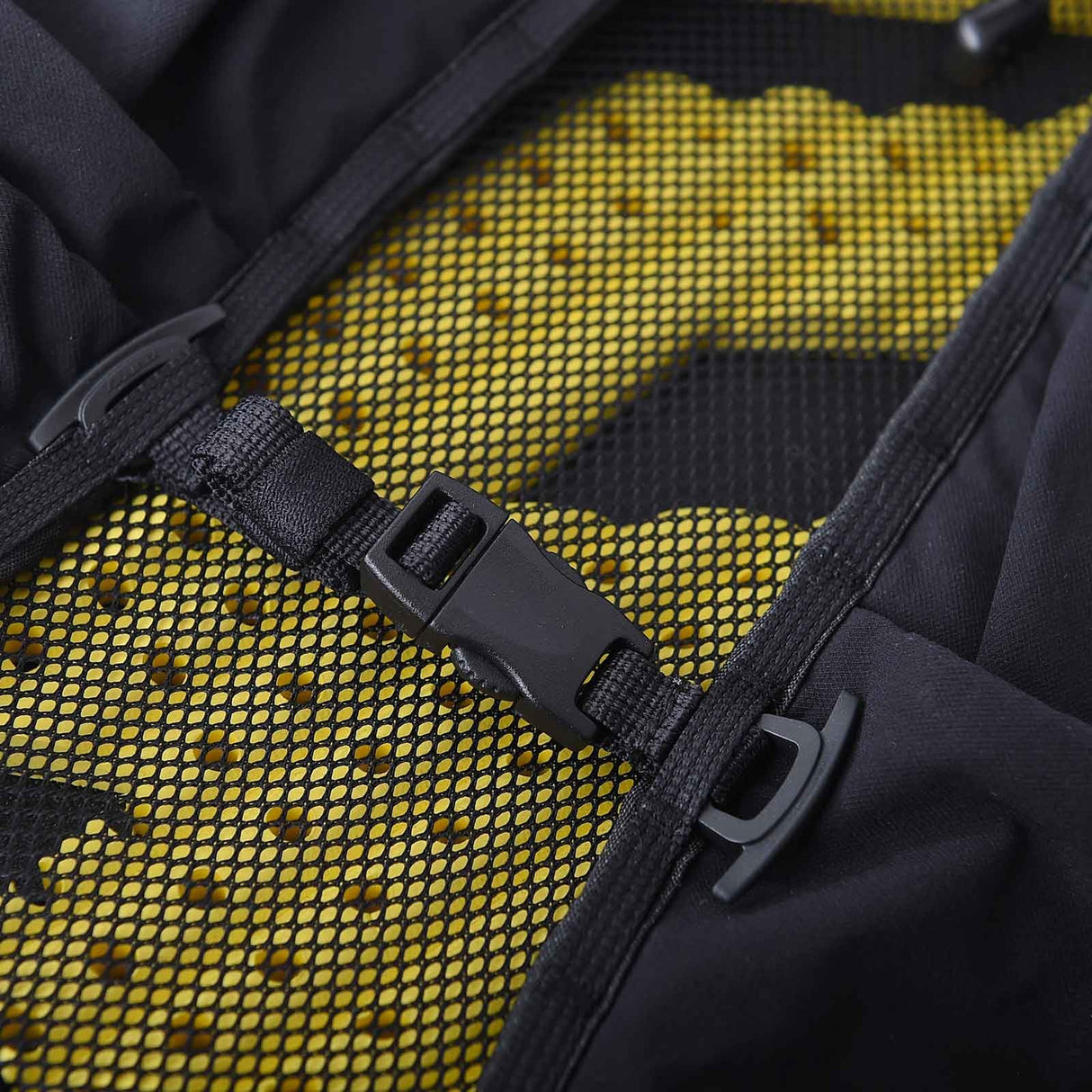 chaleco AONIJIE Ounergy Rhino 30L